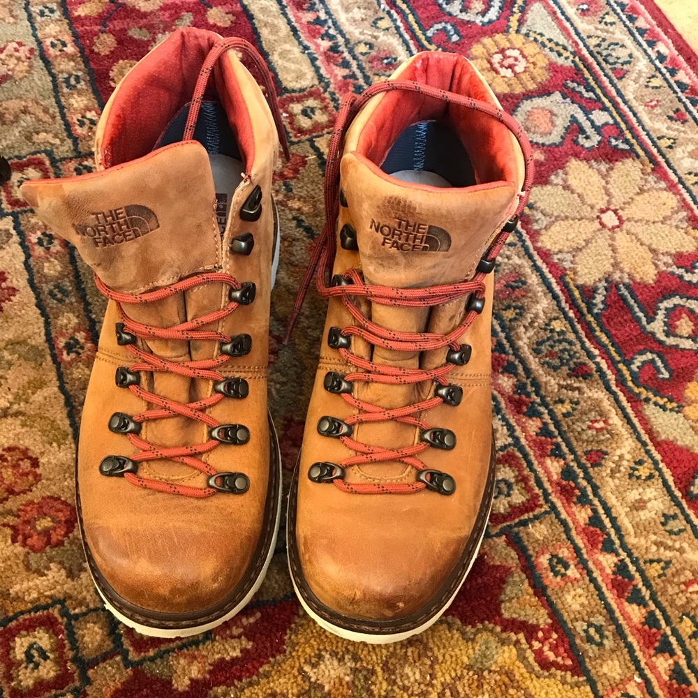 The north face Ballard 6 boots